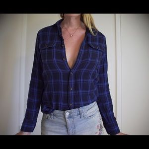 EUC Uniqlo long sleeve plaid button down